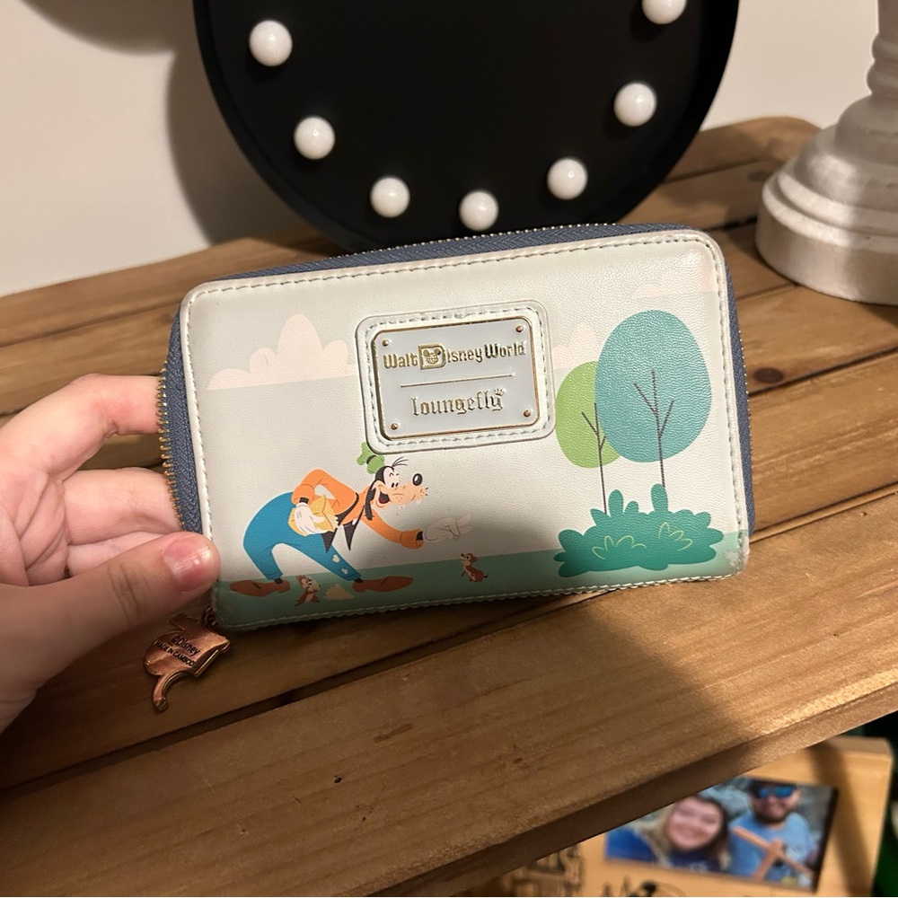 Loungefly Disney World Wallet with FAB FIVE!